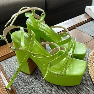 6inch top shop green heels. Size 11
